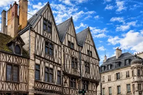 restauration du patrimoine à Fougères - image 3